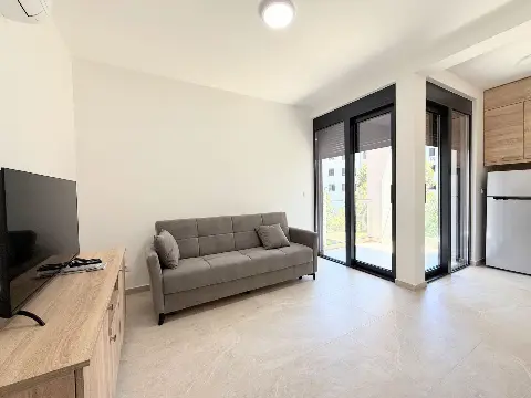 Stan sa jednom spavaćom sobom za izdavanje | Seljanovo, Tivat