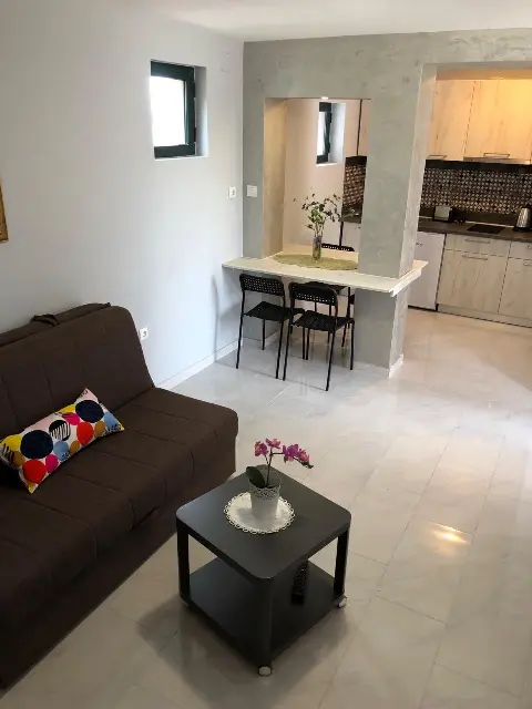 Duplexwohnung mit 1 Schlafzimmer zu vermieten | Brdišta, Tivat