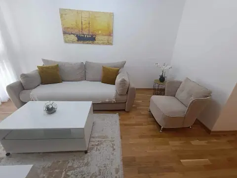 Stan za izdavanje | Kalimanj, Tivat