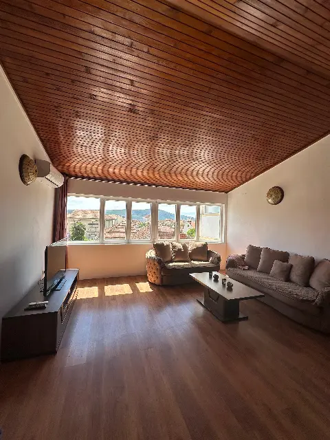 Duplexwohnung mit 2 Schlafzimmern zu vermieten | Zentrum, Tivat