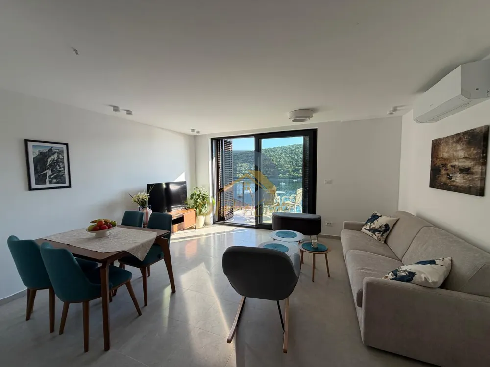 Kiralık 1+1 Daire | Bigova, Kotor