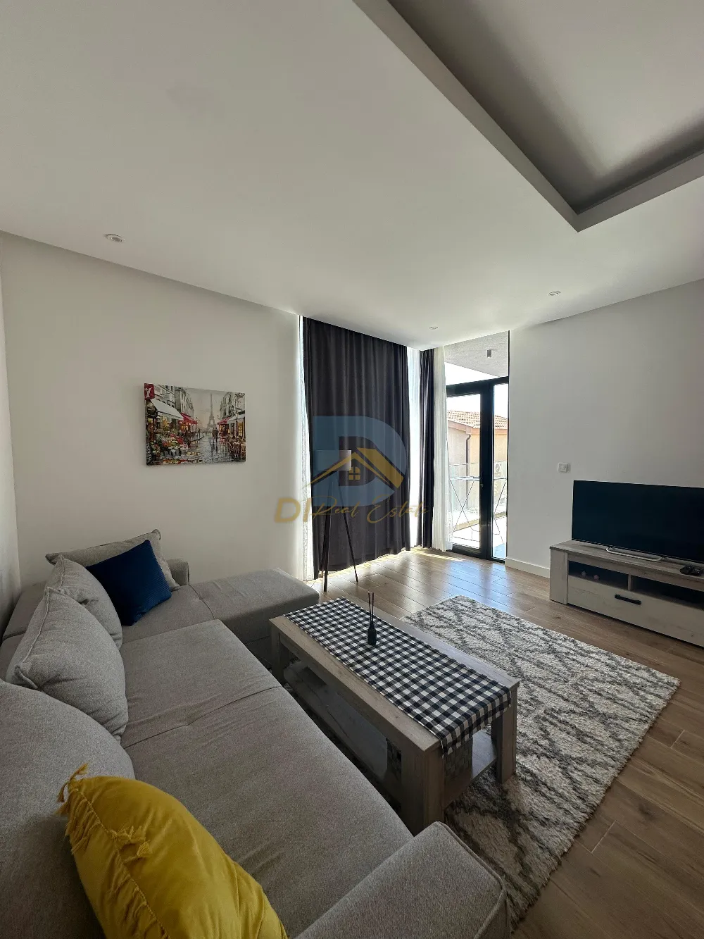 One Bedroom Apartment